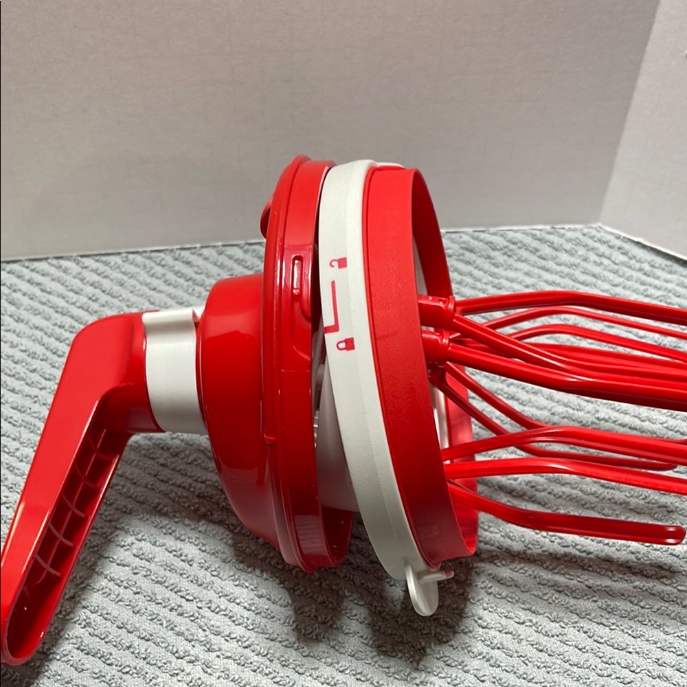 Tupperware Hand Mixer - Picture 6 of 9